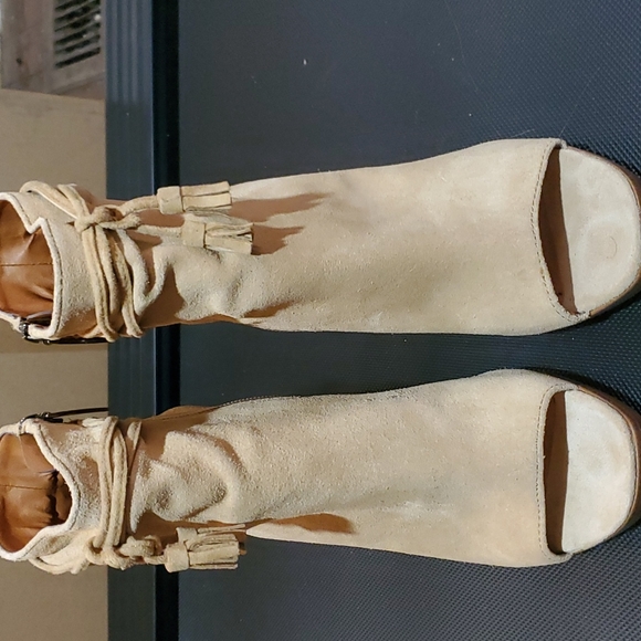 Peep toe suede booties - Picture 3 of 7